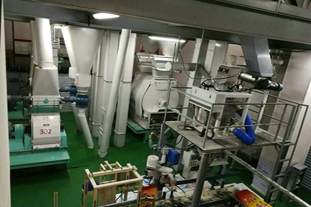 饲料生产线的普及促进了畜牧业生产方式的转变