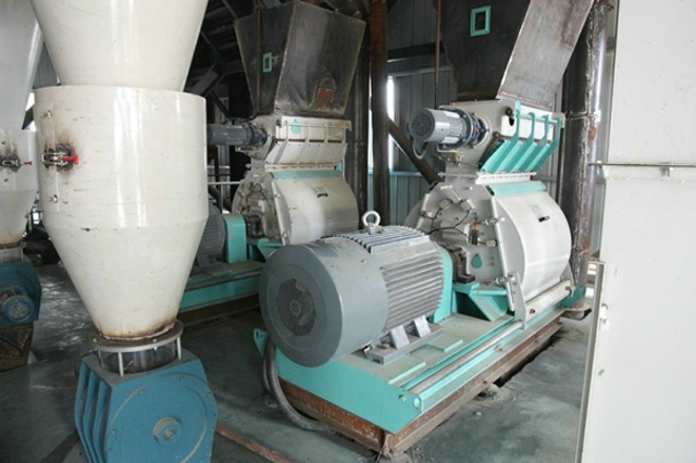 猪饲料设备的选用是提高农户养殖效益的关键环节